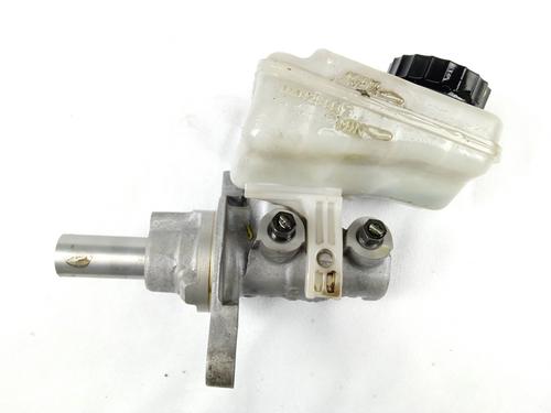 Used Brake master cylinder CITROËN C1 (PM_, PN_) 1.4 HDi (54 hp) 11237337
