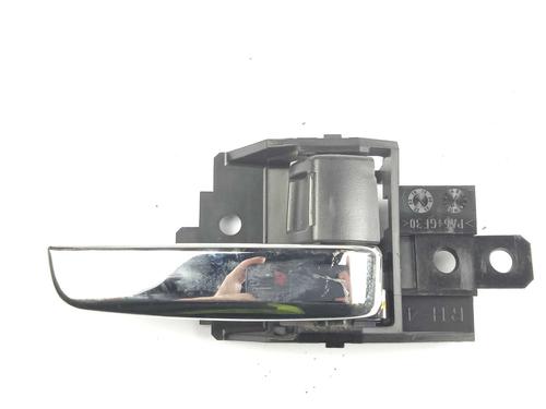 Used Rear right interior door handle Rear right interior door handle MITSUBISHI ASX (GA_W_) 1.6 MIVEC (GA1W) (116 hp) 17190045 17190045
