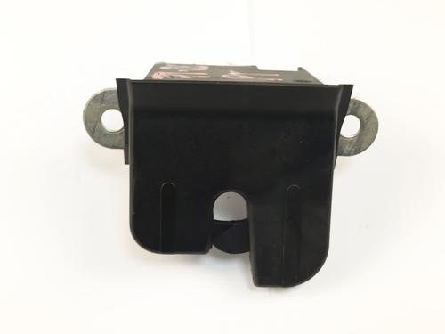 Used Tailgate lock SEAT LEON (5F1) 1.6 TDI (115 hp) 32372783