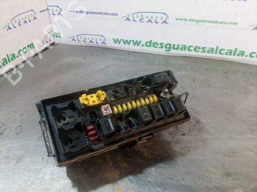 Used Fuse box Fuse box 10929513 10929513