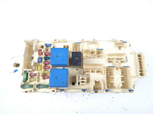 Used Fuse box Fuse box 17570972 17570972
