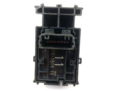 Right rear window switch TOYOTA COROLLA Saloon (_E21_) 1.8 VVTi Hybrid (ZWE211, MZEA12) | BP18407931I28 - Image 2