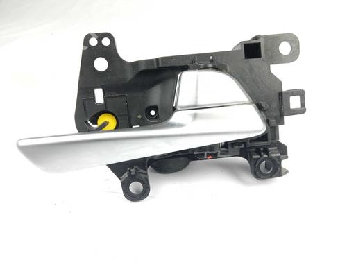 Used Rear right interior door handle Rear right interior door handle HYUNDAI TUCSON (TL, TLE) 1.7 CRDi (116 hp) 10617559 10617559