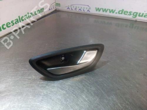 Used Front right interior door handle Front right interior door handle RENAULT MEGANE IV Grandtour (K9A/M/N_) 1.5 dCi 110 (110 hp) 10751742 10751742