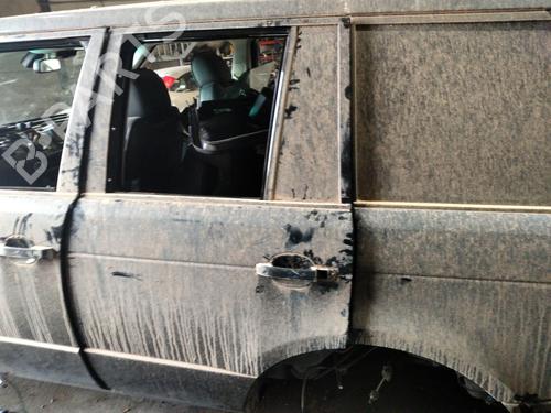 Used Left rear door LAND ROVER RANGE ROVER III (L322) 3.6 D 4x4 (272 hp) 18734976