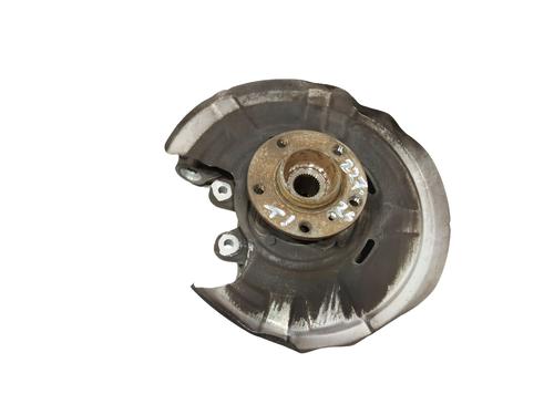 Mozzo posteriore sinistro Mozzo posteriore sinistro BMW 5 (F10) 530 d (245 hp) 34449375 34449375