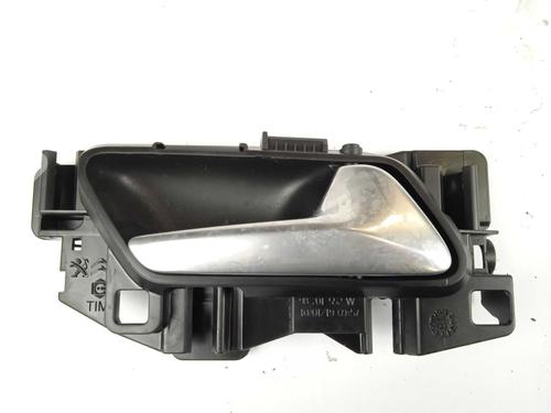 Used Front right interior door handle Front right interior door handle 17495569 17495569