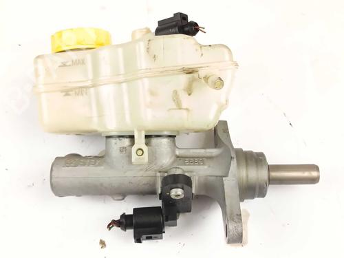 brake-master-cylinder-seat-ibiza-iv-6j5-6p1-2008-2009-2010-2011-2012-2013-2014-2015-2016-2017-27623712 main image