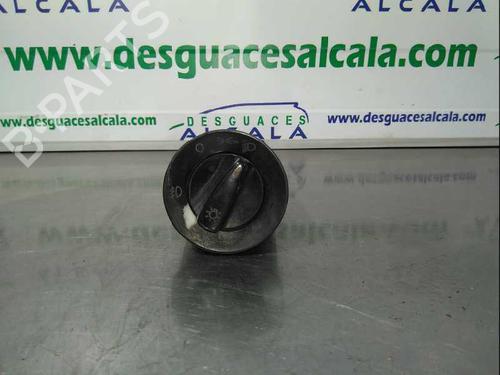 Used Headlight switch Headlight switch 9989557 9989557