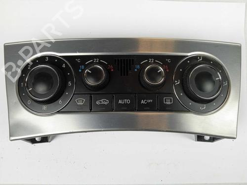 Used Climate control Climate control 10205116 10205116