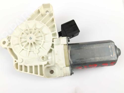 right-rear-window-motor-mercedes-benz-cla-coupe-c117-2013-2014-2015-2016-2017-2018-2019-29123653 main image