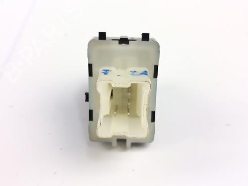 Left rear window switch DACIA DUSTER (HM_) 1.3 TCe 150 (HMM3) | BP31838147I29