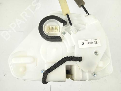 Front left lock MAZDA 2 Hatchback (DL, DJ) 1.5 E-SKYACTIV G | BP36224168C98 - Image 2