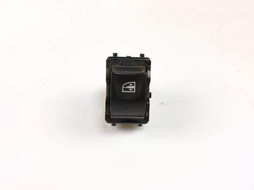 Used Right rear window switch DACIA DUSTER (HS_) 1.5 dCi (109 hp) 31838127
