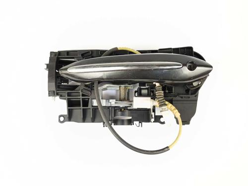 Used Front left exterior door handle Front left exterior door handle BMW 5 (F10) 530 d (245 hp) 34449305 34449305