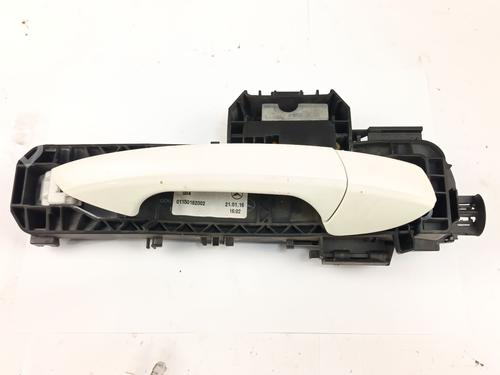 front-right-exterior-door-handle-mercedes-benz-a-class-w176-2012-2013-2014-2015-2016-2017-2018-36051179 main image