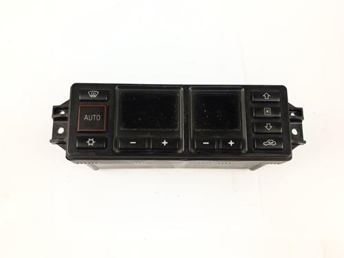 climate-control-audi-a4-b5-8d2-1994-1995-1996-1997-1998-1999-2000-2001-33955778 main image