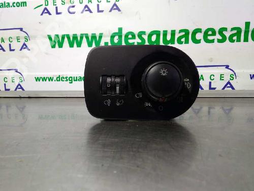 Used Headlight switch SEAT LEON (1P1) [2005-2013]  9990153