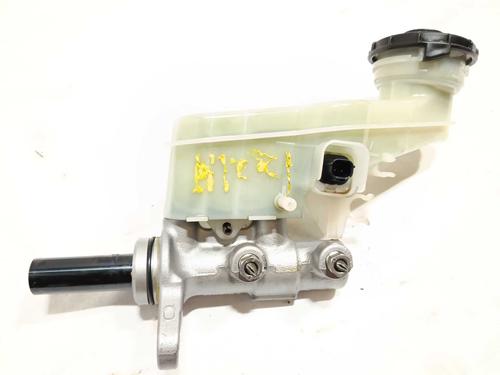 Used Brake master cylinder Brake master cylinder HONDA HR-V (RU) 1.6 i-DTEC (RU8) (120 hp) 28515006 28515006