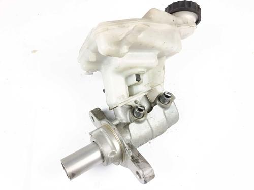 brake-master-cylinder-citroen-c5-aircross-a_-2018-29709288 main image