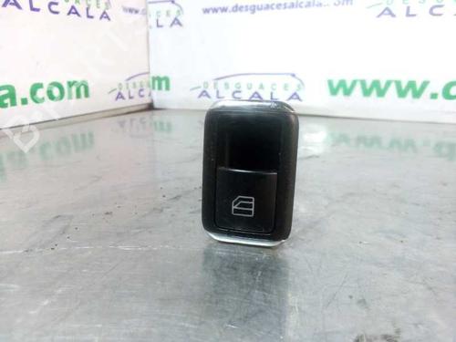 Used Left rear window switch Left rear window switch MERCEDES-BENZ C-CLASS (W204) C 250 CDI (204.003) (204 hp) 10929055 10929055