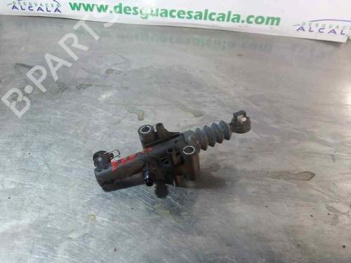 Used Clutch slave cylinder OPEL VIVARO B Bus (X82) [2014-2019]  14354371