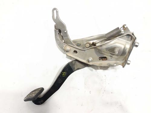Used Break pedal Break pedal TOYOTA LAND CRUISER PRADO (_J15_) 2.8 D-4D (GDJ155, GDJ150) (204 hp) 28424759 28424759