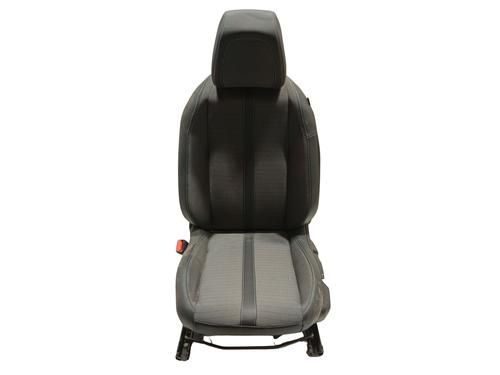 Used Left front seat PEUGEOT 2008 II (UD_, US_, UY_, UJ_, UR_, UC_) 1.2 PureTech 130 (USHNS, URHNS) (130 hp) 28193829