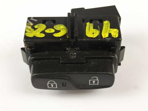 switch-volvo-s60-ii-134-2010-2011-2012-2013-2014-2015-2016-2017-2018-2019-28620810 main image