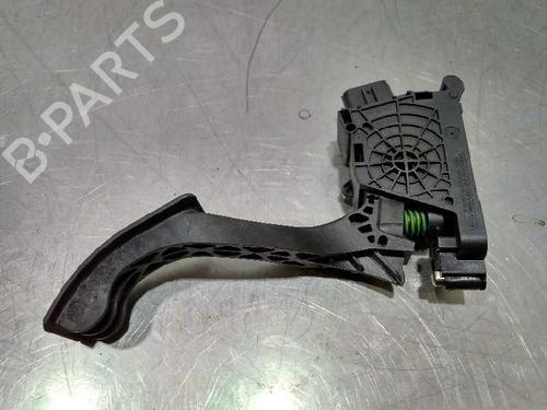 pedal-seat-arona-kj7-kjp-2q1723503-2017-9996250 main image