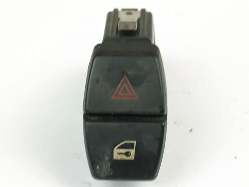 Used Warning switch BMW 5 (F10) 520 d (184 hp) 26650072