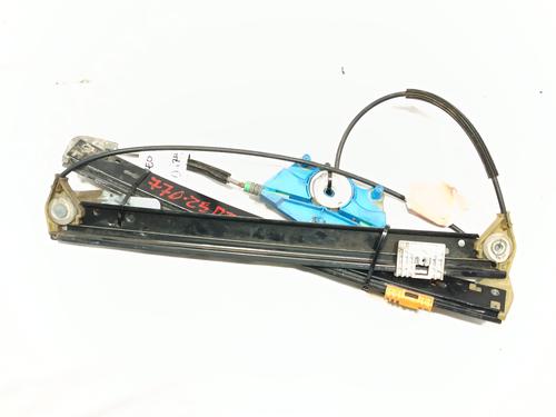 Vindusheismekanisme venstre foran AUDI A4 B6 (8E2) 1.8 T (163 hp) 30793780