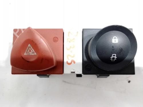 Used Warning switch Warning switch RENAULT MEGANE II Estate (KM0/1_) 1.9 dCi (KMRG, KM1G, KM0G, KM2C) (120 hp) 26461175 26461175