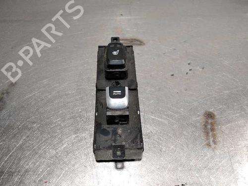 Used Left rear window switch Left rear window switch KIA OPTIMA (JF) 1.7 CRDi (141 hp) 9980211 9980211