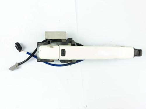 Used Front right exterior door handle NISSAN QASHQAI I (J10, NJ10) 2.0 (141 hp) 32372825