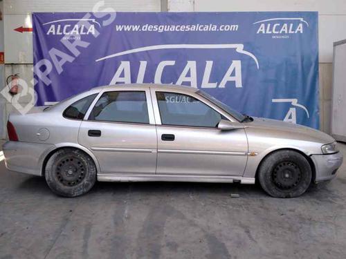 Used Parts OPEL VECTRA B (J96)    1066302