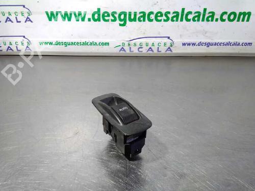 Used Right front window switch Right front window switch TOYOTA COROLLA (_E12_) 2.0 D-4D (CDE120_, CDE120R) (90 hp) 10013006 10013006
