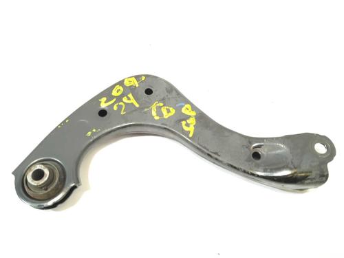 Used Right rear suspension arm Right rear suspension arm 18537131 18537131