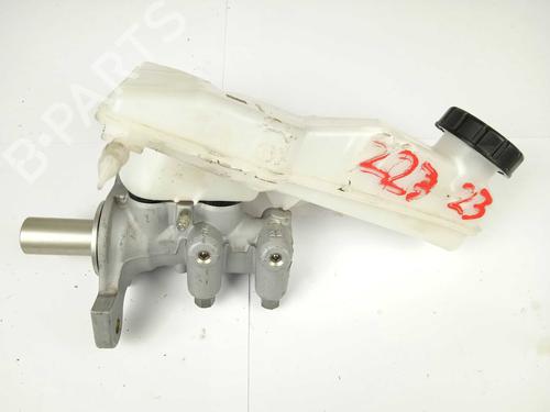 Used Brake master cylinder Brake master cylinder OPEL CORSA F (P2JO) [2019-2026] 12999511 12999511
