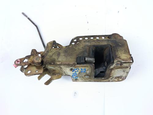 Fechadura frente esquerda VW TRANSPORTER T4 Platform/Chassis (70E, 70L, 70M, 7DE, 7DL, 7D 1.9 TD (68 hp) 30835613