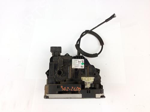 Cerradura puerta delantera derecha Cerradura puerta delantera derecha OPEL MERIVA B MPV (S10) 1.6 CDTI (75) (110 hp) 34474183 34474183
