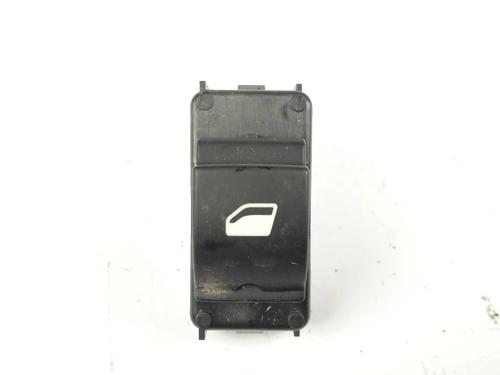 Used Right rear window switch Right rear window switch OPEL CORSA F (P2JO) 1.2 (68) (101 hp) 17495424 17495424