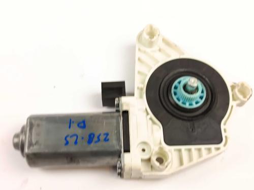 Left front window motor VW PASSAT B8 Variant (3G5, CB5) 2.0 TDI | BP26556831E21 - Image 3