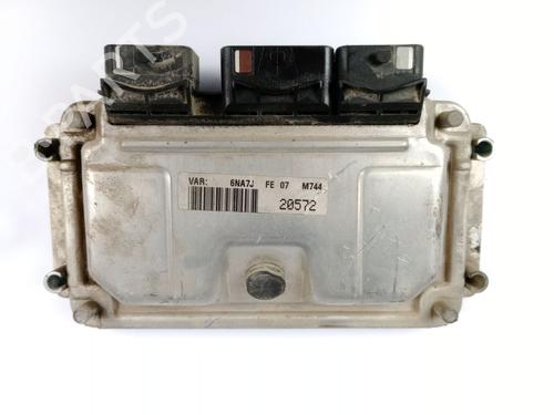 Used Engine control unit (ECU) CITROËN XSARA PICASSO (N68) 1.6 (95 hp) 21683722