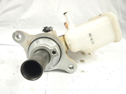 Brake master cylinder HYUNDAI i30 (GD) 1.4 | BP18526804M77 