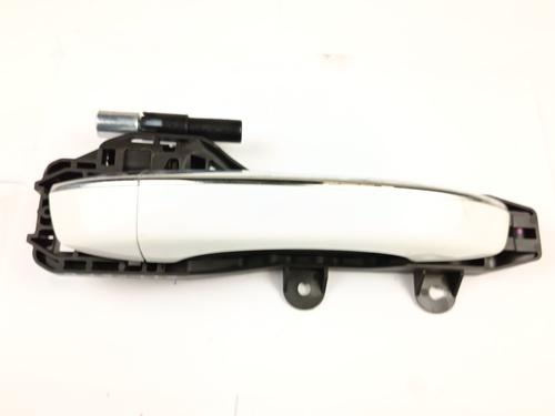 Used Rear right exterior door handle MG MG ZS SUV (AZS1) 1.5 VTi (114 hp) 30274221
