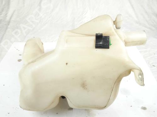 Used Windscreen washer tank Windscreen washer tank 17495832 17495832
