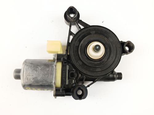 Used Left rear window motor AUDI A3 (8V1, 8VK) 1.6 TDI (110 hp) 31628925