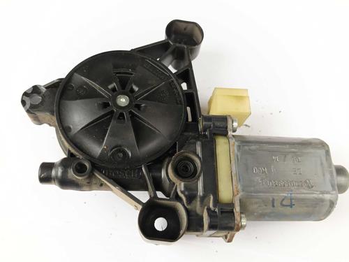 left-front-window-motor-seat-leon-5f1-2012-2013-2014-2015-2016-2017-2018-2019-2020-2021-30126847 main image