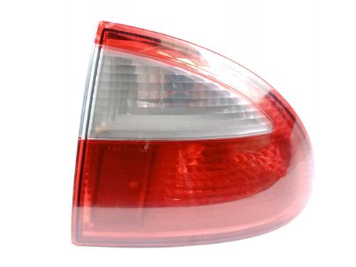 Used Right taillight SEAT LEON (1M1) 1.6 16 V (105 hp) 21791869